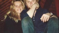 Anette Ostrø sammen med broren Hans Christian Ostrø som ble drept i Kashmir i 1995. Nå har hun laget en dokumentar om livet hans. Foto: Privat