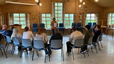Konfirmantsamling på Saltstraumen menighetshus.