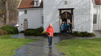Kronprinsessen tar sine første steg på kystpilegrimsleden som går i fra Egersund kirke til Nidaros i Trondheim. Alle foto: Stine Wium Jakobsen