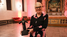 – Å få Petter Dass-prisen er rett og slett litt overveldende, sier kirkerådsleder Kristin Gunleiksrud Raaum.