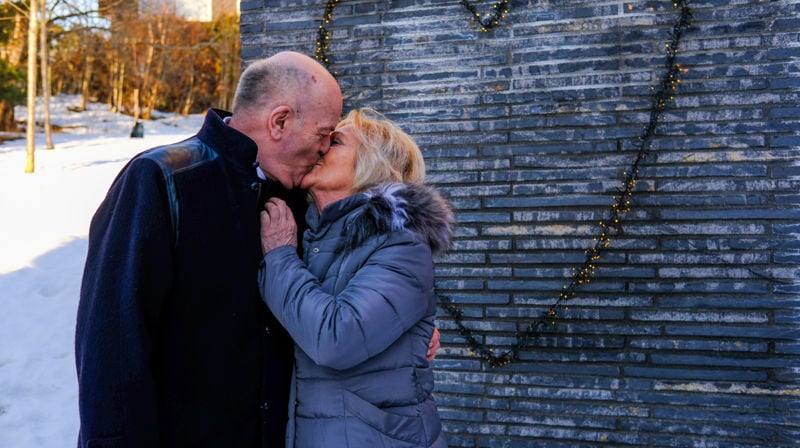 Laila og Thomas var ett av 275 par som giftet seg i et kirkebryllup på valentinsdagen 2025 – helt enkelt, like stort.