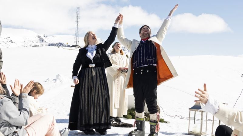 Gina og Øyvin møttes gjennom ski- og snowboard-miljøet i Hemsedal. Nå har de gitt hverandre sitt «ja». Foto: Kalle Hägglund