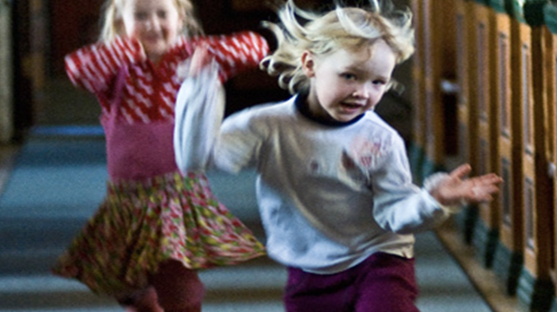 Fyller du 4 år i 2026? Velkommen til å få din egen kirkebok!