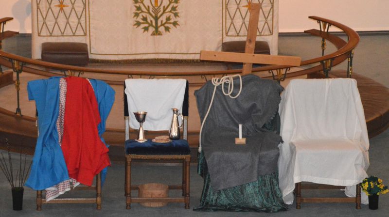 VELKOMEN TIL GUDSTENESTE I PÅSKA