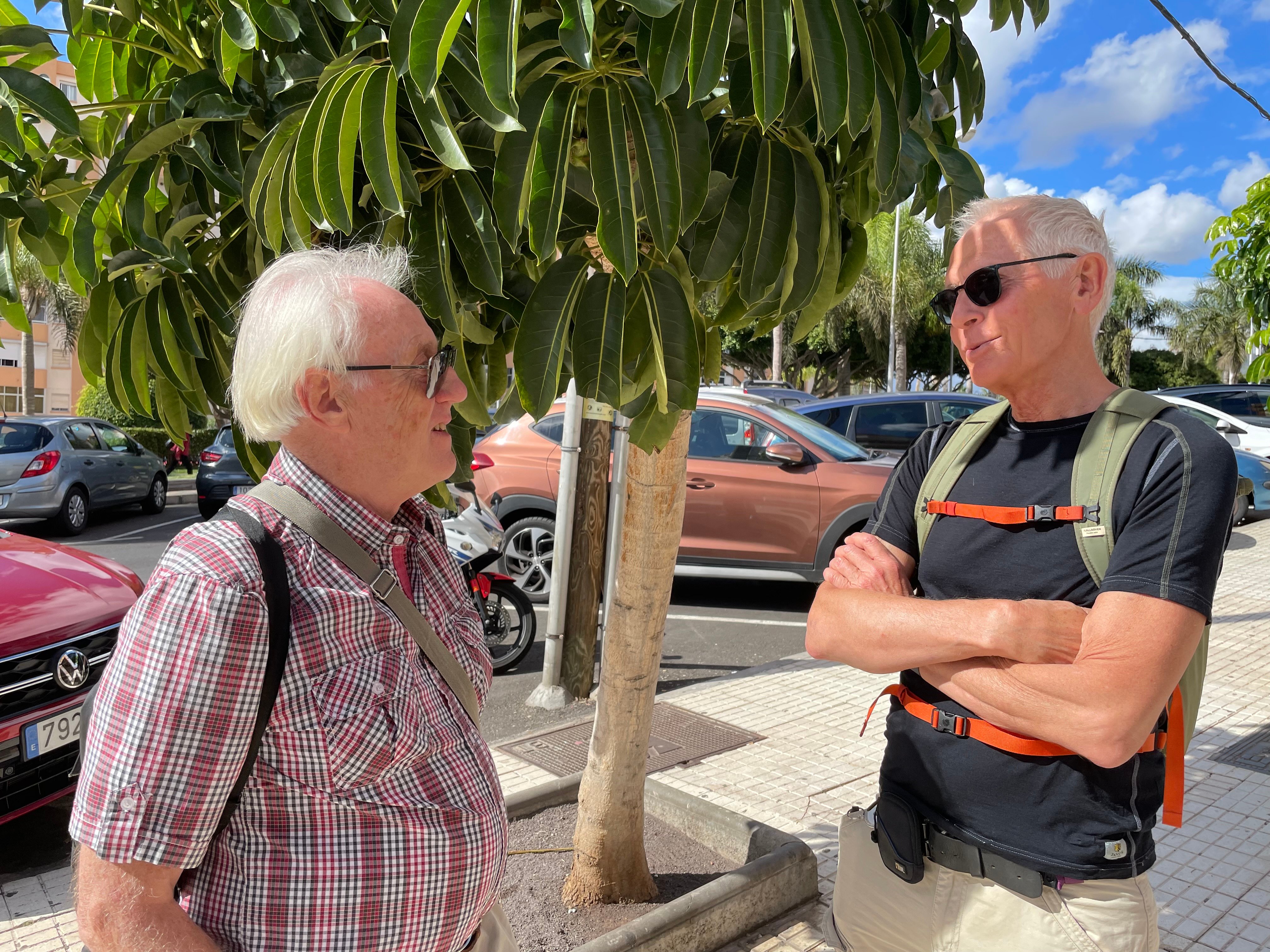Bilde av Gunnar Salomonsen og Josten Vestbø er frå Los Cristianos, Tenerife, i 2023. Fotograf: Norodd Stavenjord.