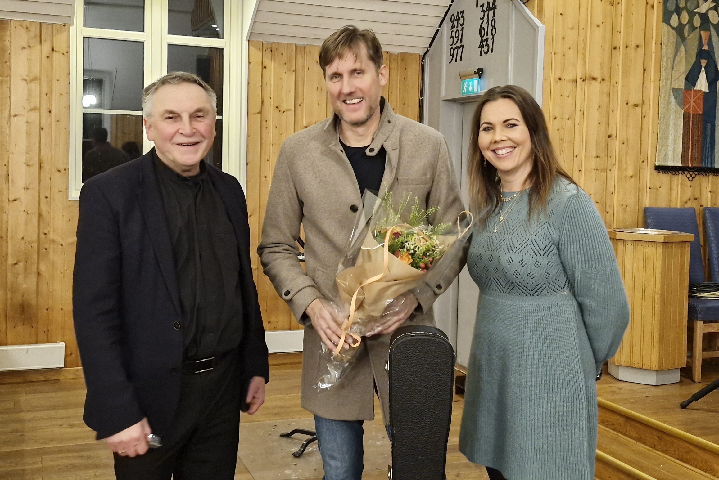 Sogneprest i menigheten, Lino E Lubiana og Nina Marie Dammann fra kulturutvalget