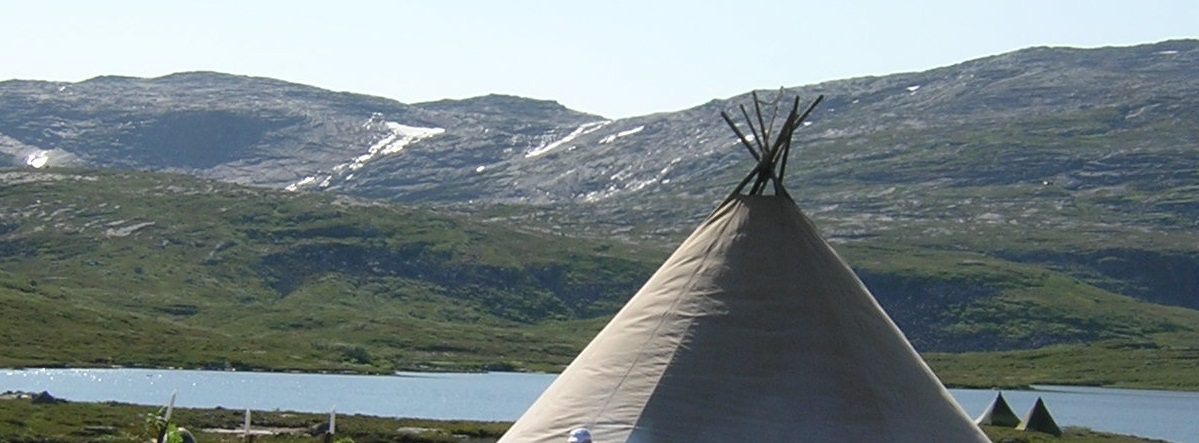 SKÆLLOEN JUPMELE-GAAGKESTIMMIE