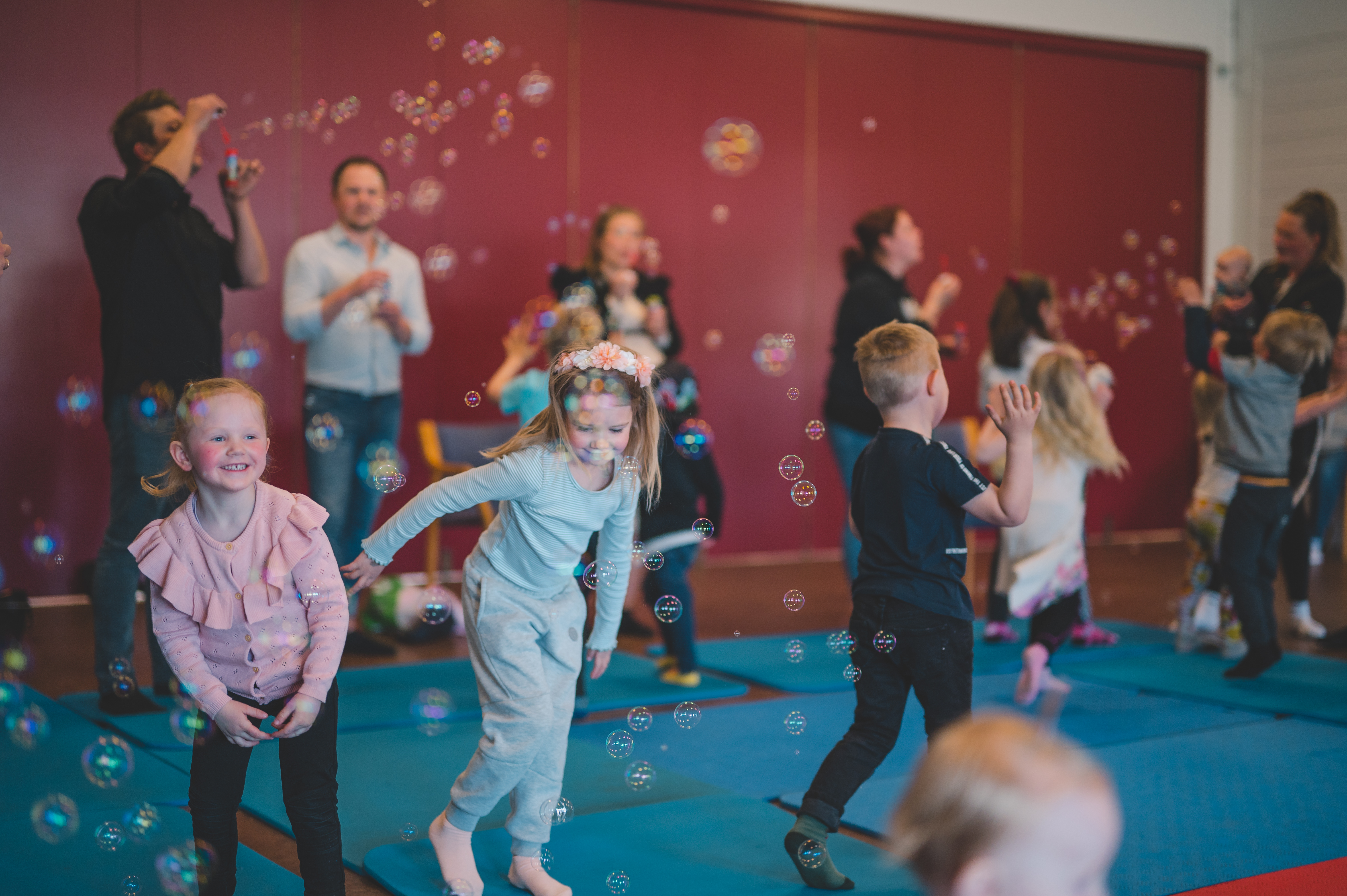 Fra småbarnssang i Askim. Foto: Noiva Photography