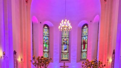 Vår mangfoldige menighet og vårt spesielle akustiske kirkerom, søker organist!