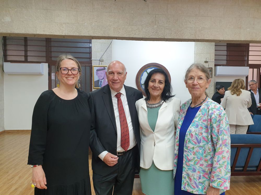 I påsken 2024 var Conni Ess og Hilda Kristine Hansen herfra på besøk i vår vennskapsmenighet. Nå kommer prest Imad Haddad og Nada Zabaneh fra eldsterådet på gjenvisitt.