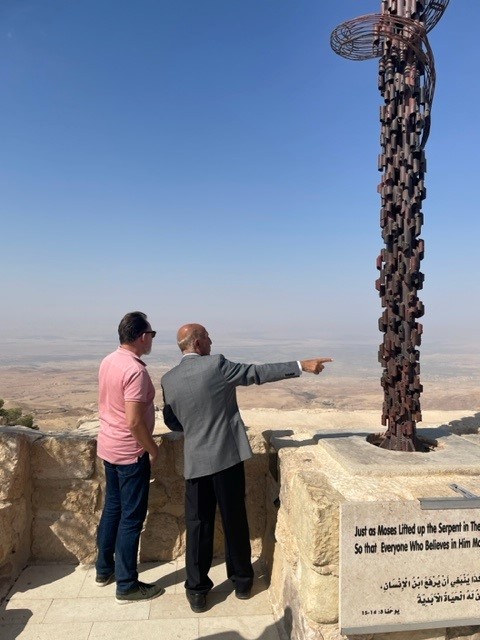 mount nebo utsikt.jpg