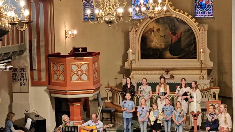 Kirkemusikk og kor i Tangen menighet
