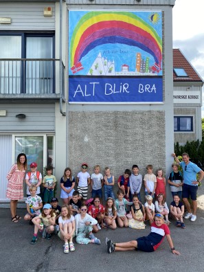 Klasse fra Graalum skole og tegning