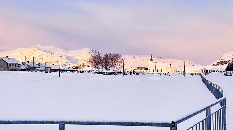 Åpen kirke i Honningsvåg