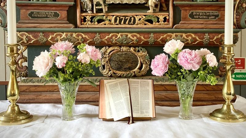 Feir gudstjeneste i sommer!