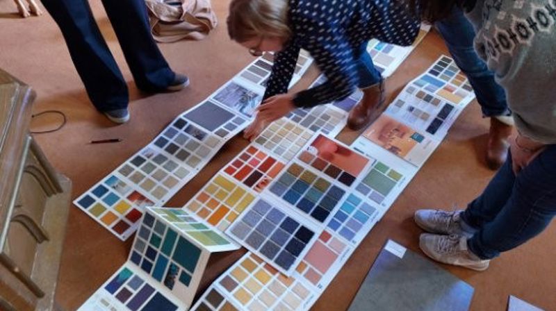 Riksantikvaren har vært med og bistått i valg av farger og materialer.