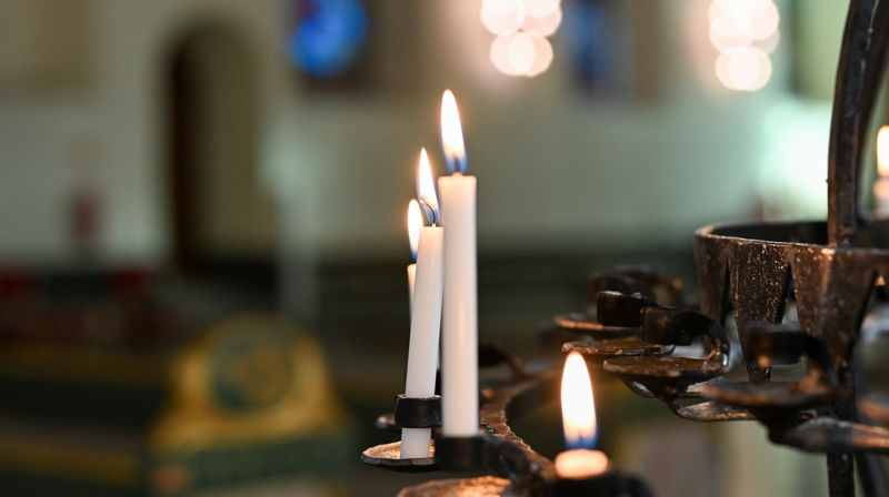Sørgegudstjeneste og åpen kirke