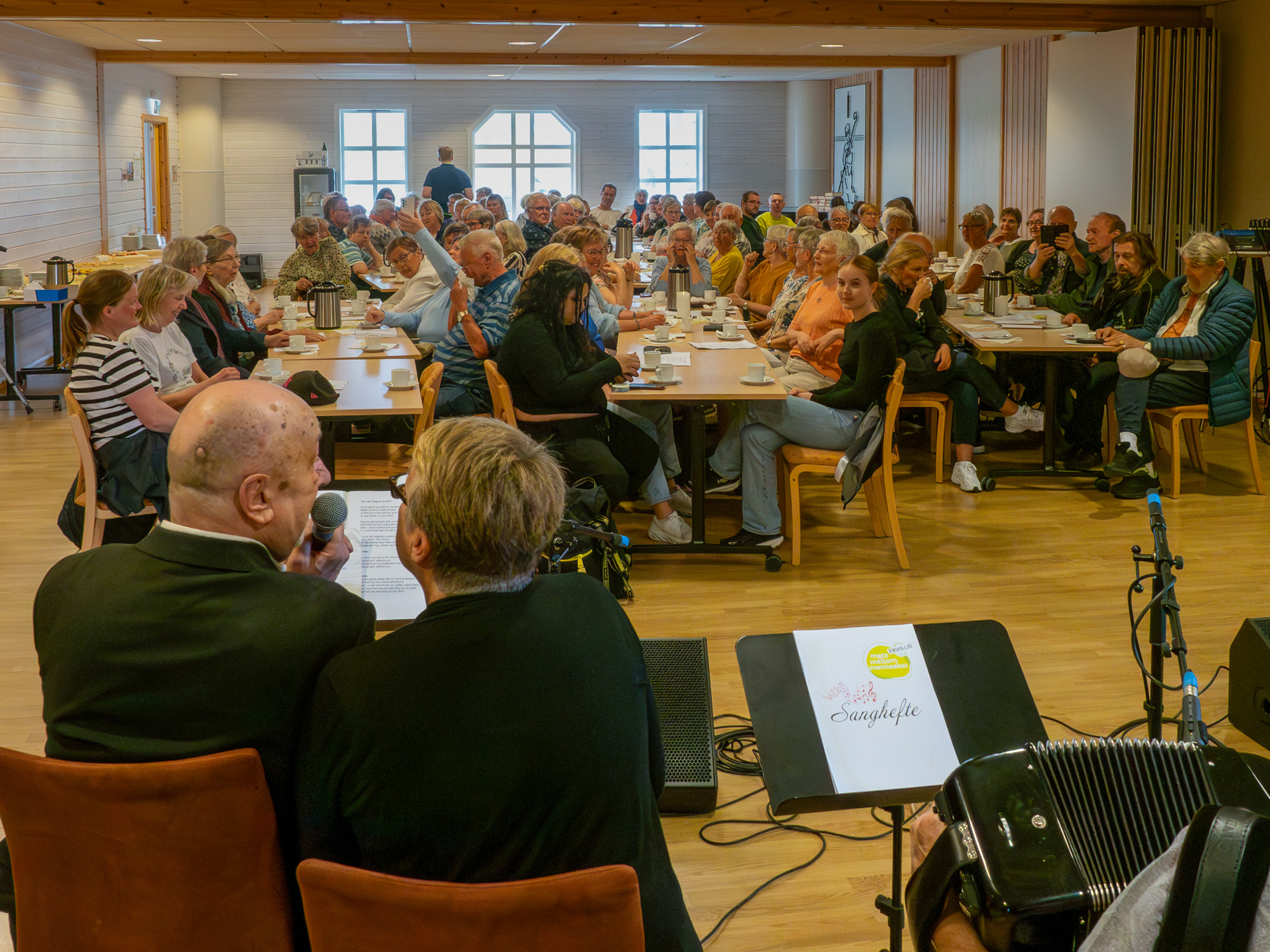 Vil du være med å jobbe i Nordkapp frivilligsentral? Søk nå!