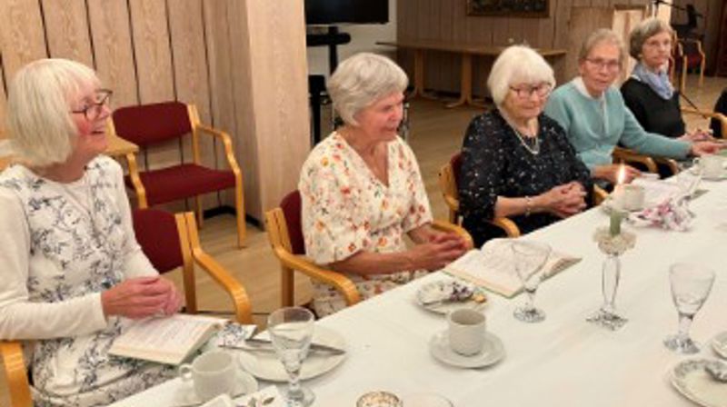 Domkirken gikk foran i diakoni