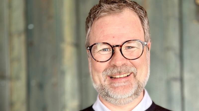 Sveinung Hansen er klar for nye oppgaver som domprost i Tønsberg. Foto: Torill Landaasen