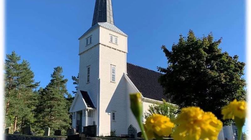 Konfirmasjonsgudstjeneste i Laget kirke