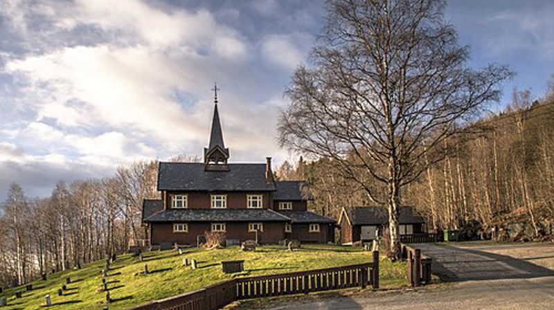 TIRSDAG 20.10. kl 09 : ÅPNINGEN AV VISITASEN: GUDSTJENESTE I STRANDLYKKJA