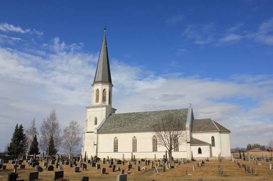 TIRSDAG 20.10 VISITASGUDSTJENESTE I ROMEDAL: EVENSONG KL 18.