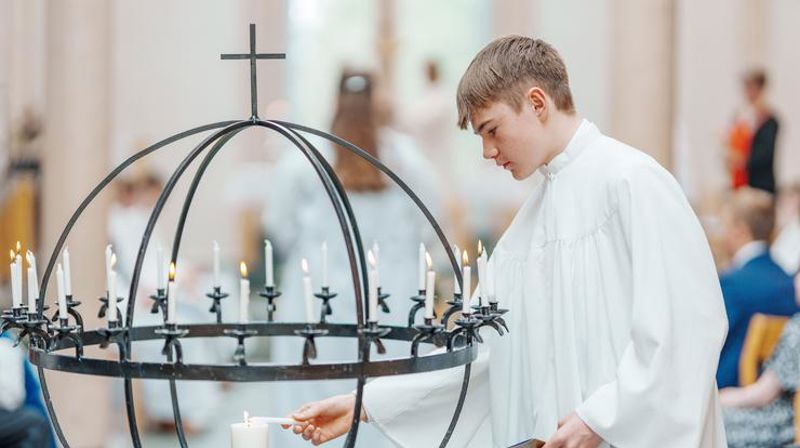 Her konfirmantene i Skåre menighet 2025