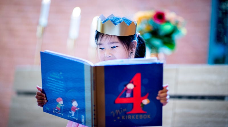 Velkommen til Barnas gudstjeneste med utdeling av 4- årsbok i Oddernes kirke søndag 10. mai.