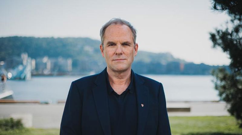 Foreslår nedbemanning i regional og nasjonal kirkeadministrasjon. – Det er med tungt hjerte vi må konstatere at vi ikke klarer dette uten oppsigelser, sier direktør i Kirkerådet Ole Edvard Wold-Reitan.