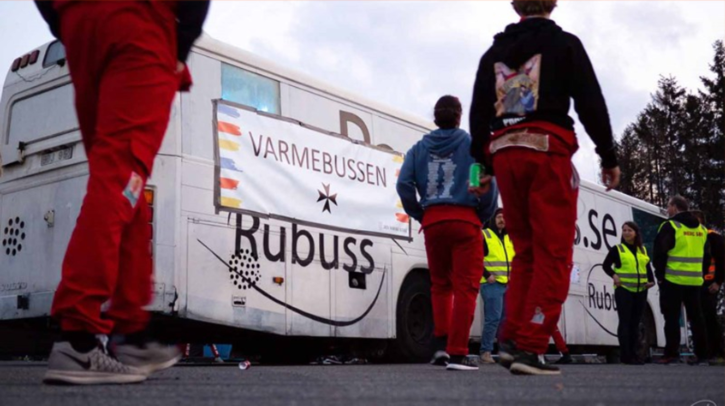 Kirkens varmebuss på Tryvann ble godt besøkt av russen. Alle foto: Thomas Berbom