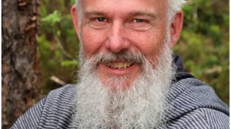 Sigarkameratene møtes i Justvik kirke 29. januar