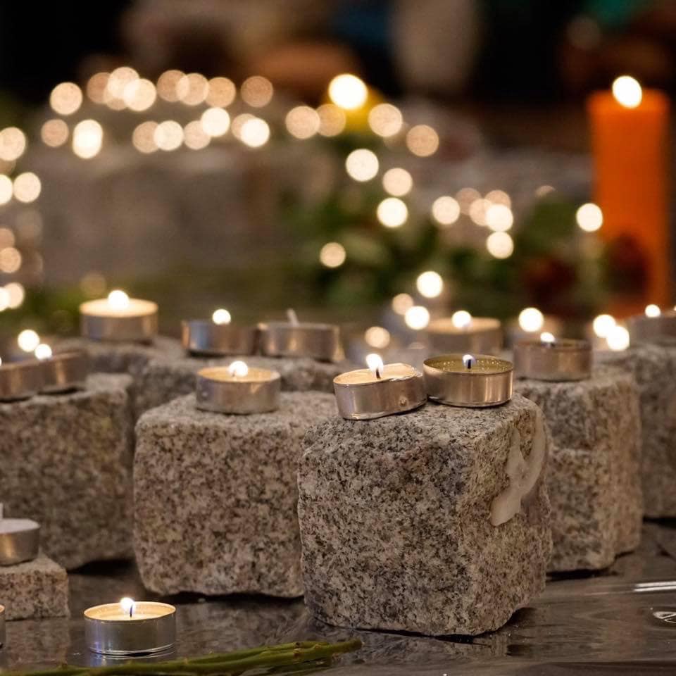 Brosteinene følger Bymisjonen - vi trenger å tenne lys!