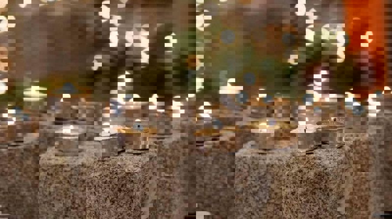 Brosteinene følger Bymisjonen - vi trenger å tenne lys!