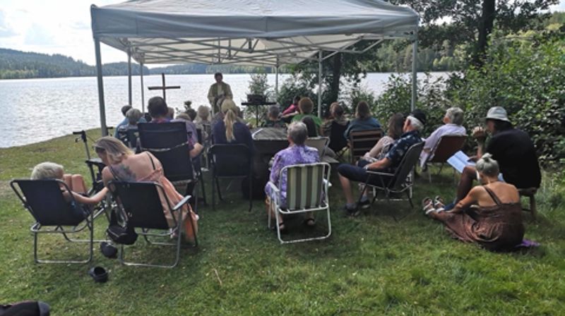 Friluftsgudstjeneste og kjerkevegmarsj på Øiermoen