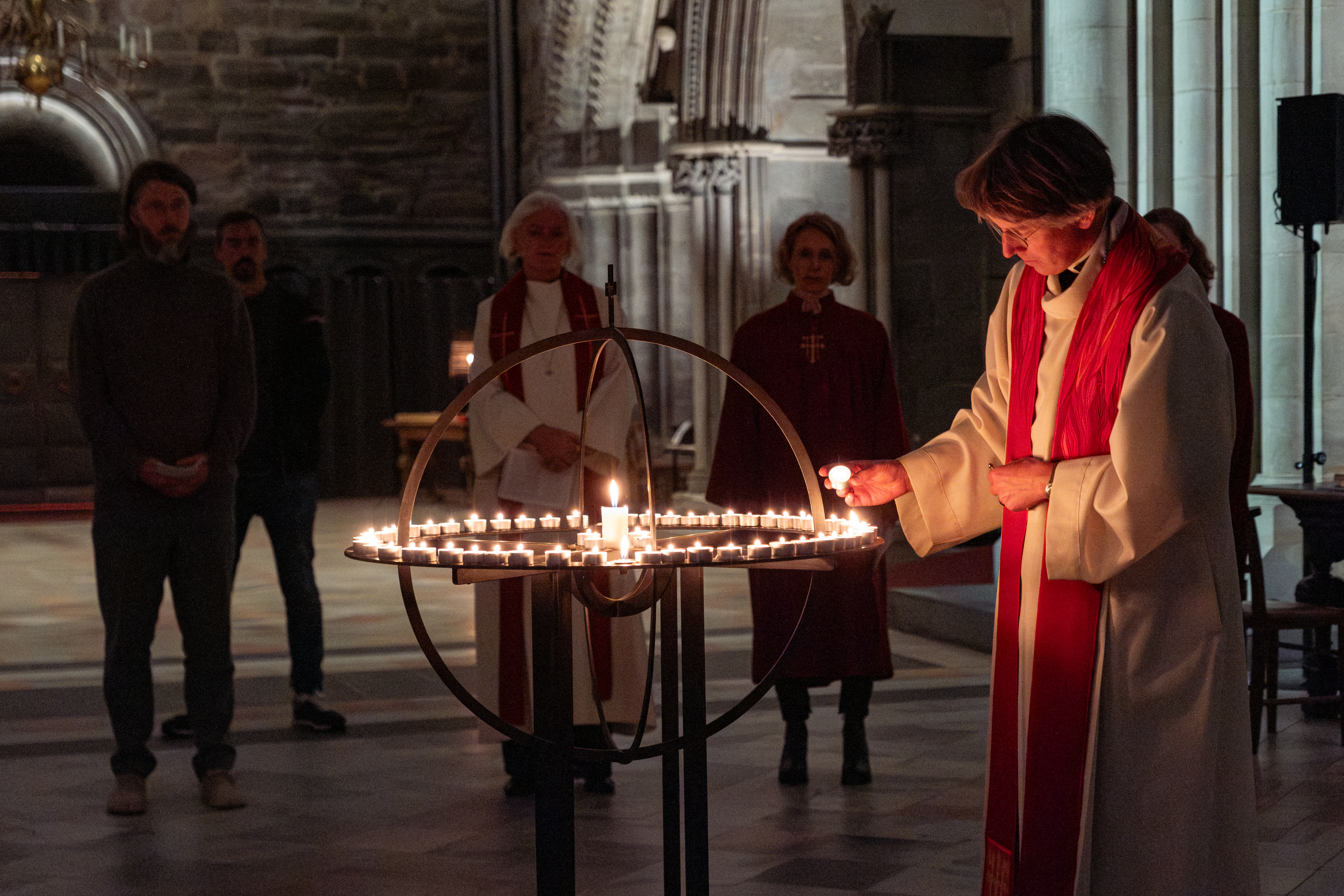 Gudstjenestelivet under Olavsfest. Velkommen, om du har vandret langt eller kort