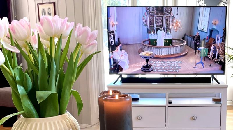 Menigheten - på den andre siden av kameraene