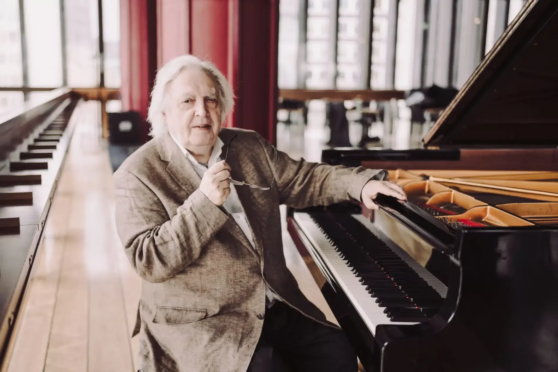 Einar Steen-Nøkleberg spiller Beethoven i Sagene kirke: Adventskonsert 13. desember