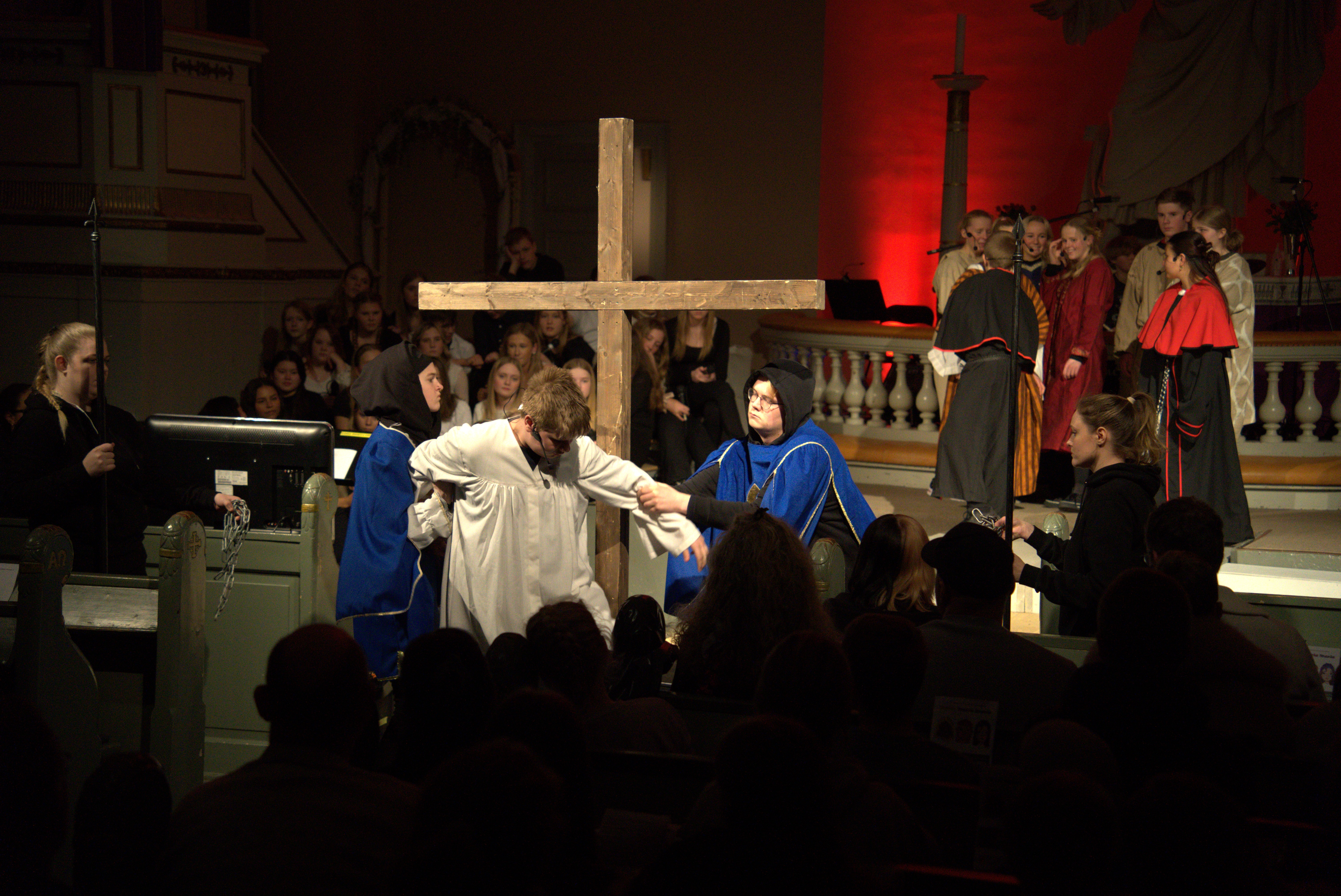 Bo-hjemme-leir/Musicalgrupper