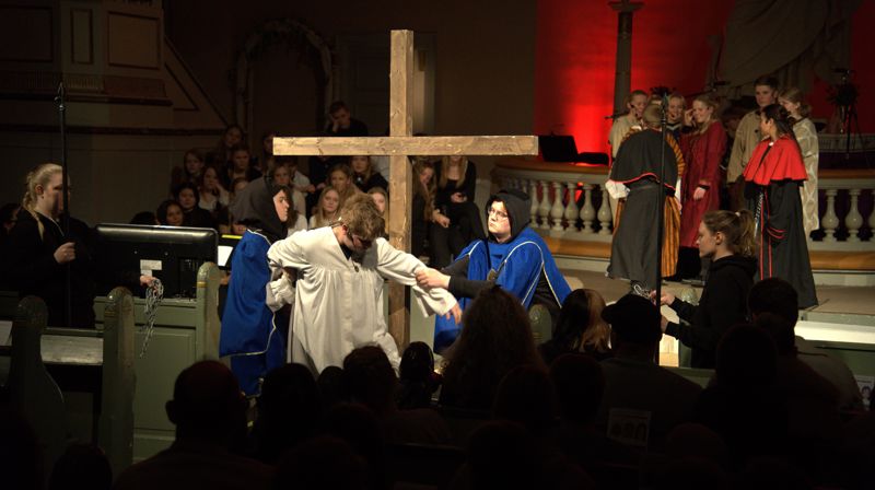 Bo-hjemme-leir/Musicalgrupper