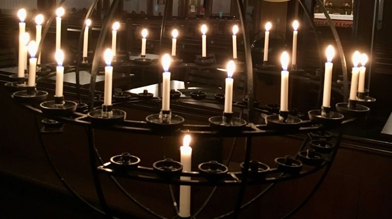 Åpen kirke hver mandag