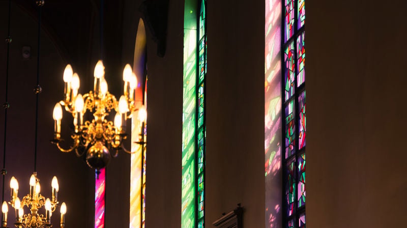 Taklys i Kirkenes kirke