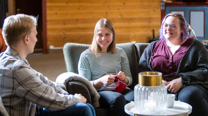 Strikkecafé i Justvik kirke