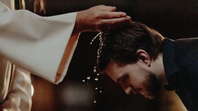 Du kan bli døpt som barn eller voksen. Foto: Malin Longva.