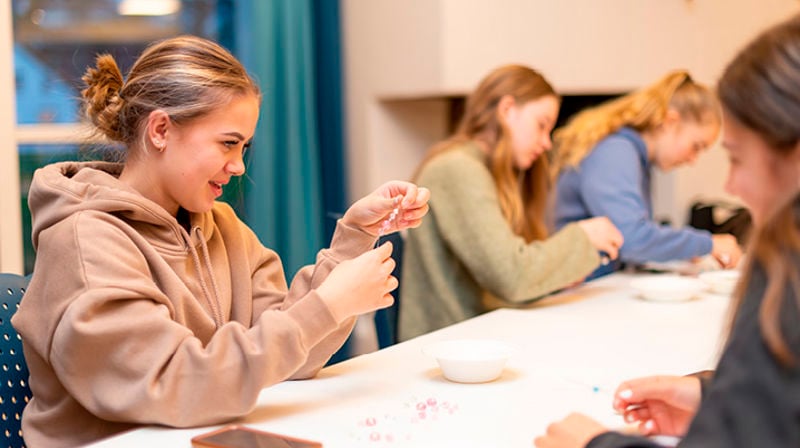 Kreativ kveld i kirken for ungdommer