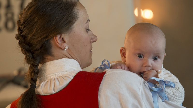 Dåp i Tveit kirke i Kristiansand. Foto: Trygve E. Tønessen