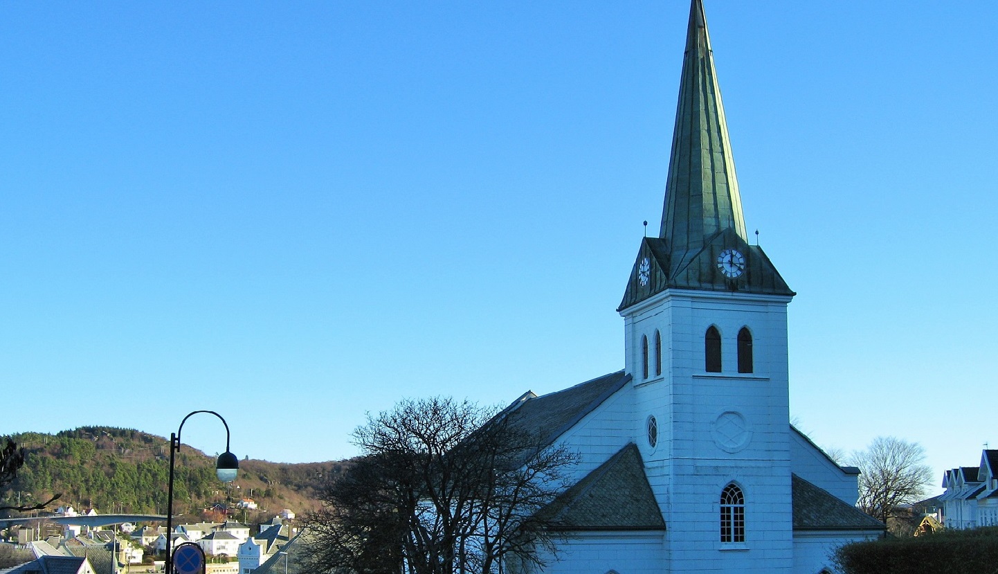 I Farsund menigher er givergleden stor. Nå skal de tilsette ungdomsprest finanisert hovedsaklig med egne midler.