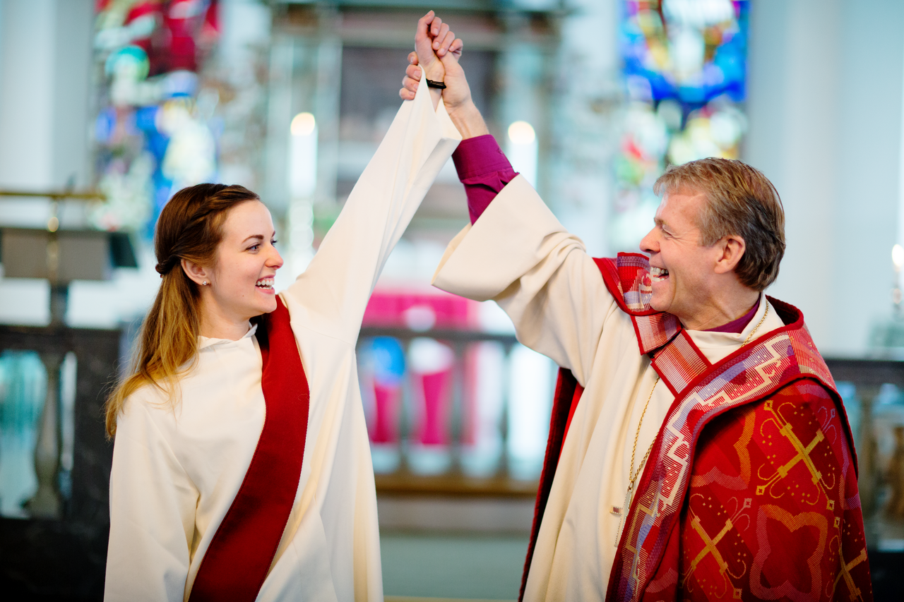 Søknad til biskop om liturgiske klær
