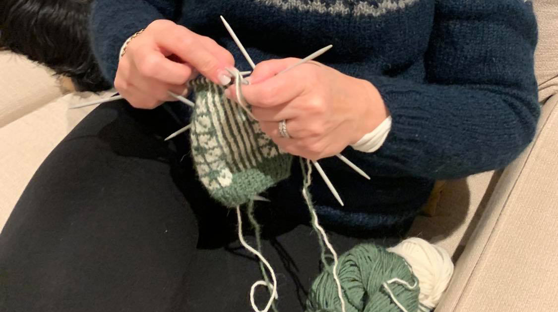 No kan du bli med i konkurranse om å utforma ein eigen Hauge-sokk. Foto: Nadia Thorstensen