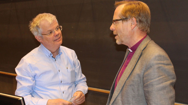 Halvor Nordhaug har tru på at Knut Alfsvåg sin gjennomgang av historien til Luther og reformasjonen kan verka fornyande for prestane og kyrkjelydane i Bjørgvin.